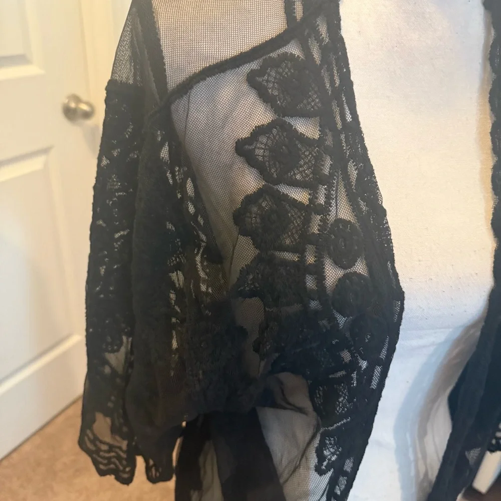 Rachel Zoe Black Lace Cover-Up nwot